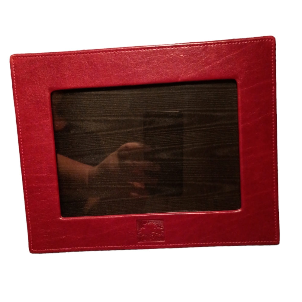 Raika 5 X 7 WIDE BORDER LEATHER FRAME Red with an embroidered tree of li…